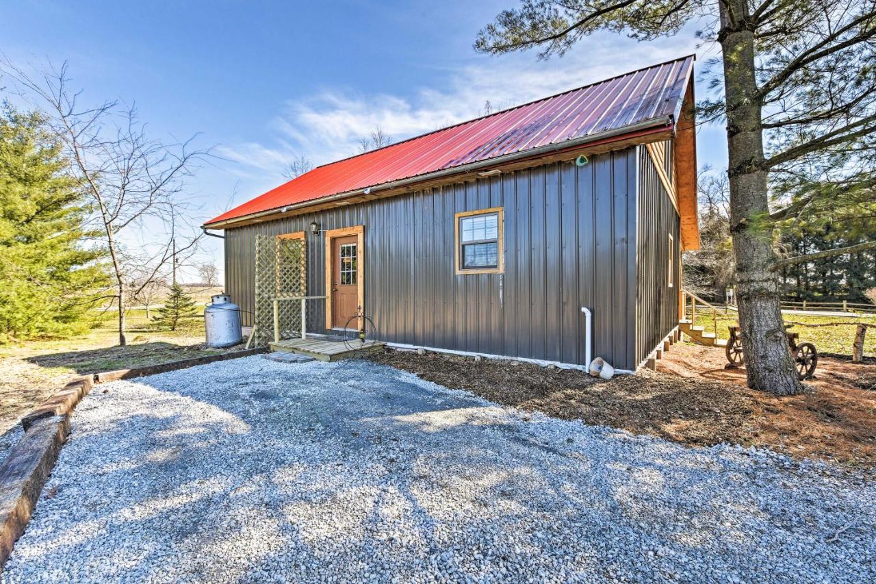 Honey House Cabin - A Quiet Countryside Retreat! Nappanee Eksteriør bilde